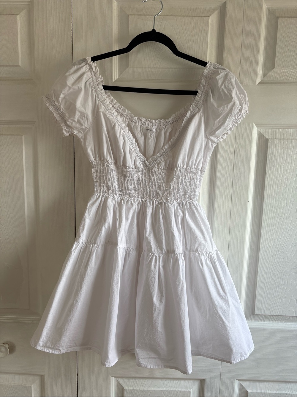 Peppermayo Summer Villa‎ Mini Dress White Boho Peasant Angel Resort Shirring 4 - Picture 3 of 9